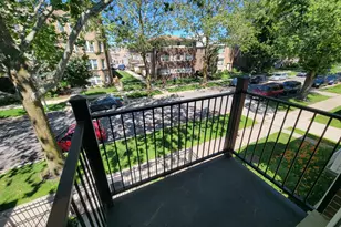 7411 N Claremont Ave, Chicago, IL 60645 - Photo 22