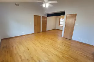 7411 N Claremont Ave, Chicago, IL 60645 - Photo 4