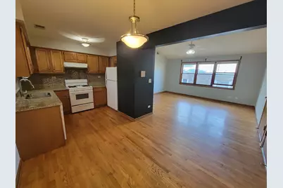 7411 N Claremont Avenue #2W, Chicago, IL 60645 - Photo 6