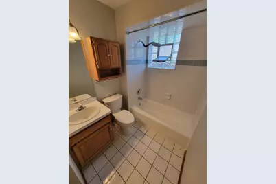 7411 N Claremont Avenue #2W, Chicago, IL 60645 - Photo 24