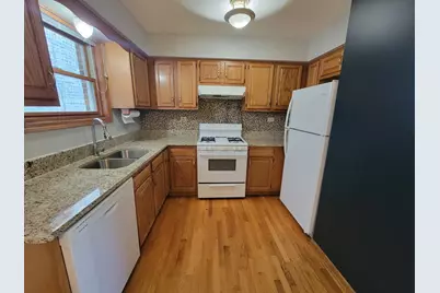 7411 N Claremont Avenue #2W, Chicago, IL 60645 - Photo 8