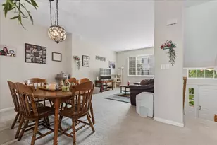 1333 New Haven Dr, Cary, IL 60013 - Photo 10