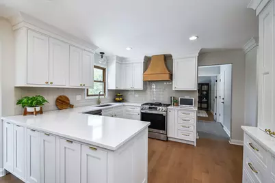 25W184 Setauket Avenue, Naperville, IL 60540 - Photo 4