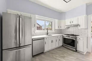 9118 Lincoln Ave, Brookfield, IL 60513 - Photo 2