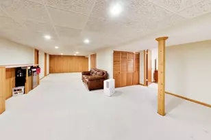 7420 Gladiola Ave, Hanover Park, IL 60133 - Photo 20
