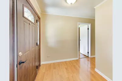 7420 Gladiola Avenue, Hanover Park, IL 60133 - Photo 2