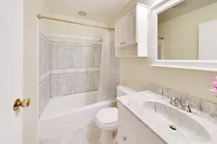 7420 Gladiola Ave, Hanover Park, IL 60133 - Photo 12