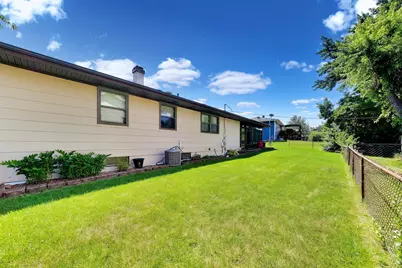 7420 Gladiola Avenue, Hanover Park, IL 60133 - Photo 22