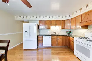 7420 Gladiola Ave, Hanover Park, IL 60133 - Photo 12
