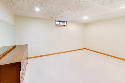 7420 Gladiola Avenue, Hanover Park, IL 60133 - Photo 18
