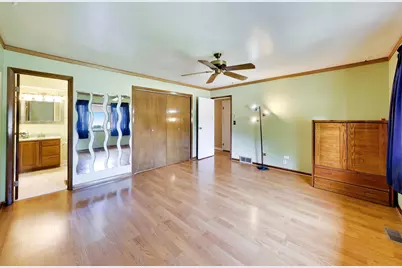 7420 Gladiola Avenue, Hanover Park, IL 60133 - Photo 6