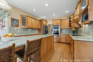 5610 Durand Dr, Downers Grove, IL 60516 - Photo 4