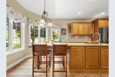 5610 Durand Drive #5610, Downers Grove, IL 60516 - Photo 2