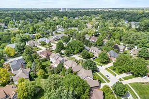 1160 Midwest Ln, Wheaton, IL 60189 - Photo 40