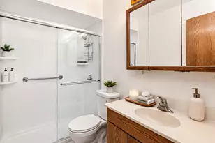 8127 Chestnut Dr, Palos Hills, IL 60465 - Photo 16