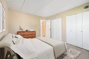 5403 Chateau Dr, Rolling Meadows, IL 60008 - Photo 10