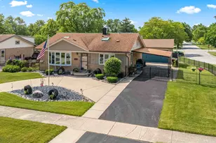 7297 173rd Pl, Tinley Park, IL 60477 - Photo 4