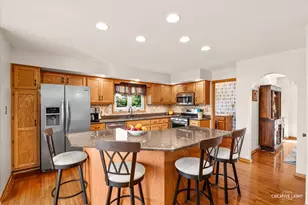 1011 Erins Glen Dr, Joliet, IL 60431 - Photo 10