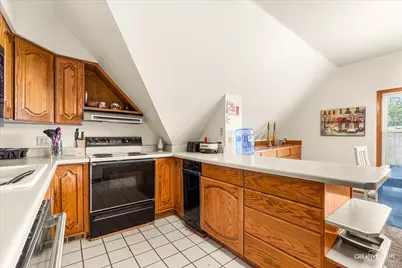386 E Chicago Street, Elgin, IL 60120 - Photo 26
