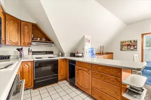 386 E Chicago St, Elgin, IL 60120 - Photo 26
