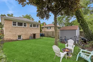 552 Burton Ave, Highland Park, IL 60035 - Photo 4