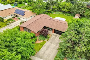 1116 Newbury Rd, Champaign, IL 61821 - Photo 2
