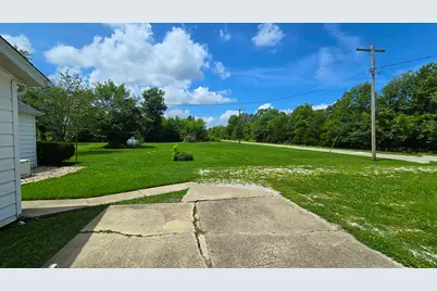 2769 Old 51 Road, Sandoval, IL 62882 - Photo 16