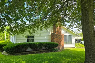 2769 Old 51 Rd, Sandoval, IL 62882 - Photo 4