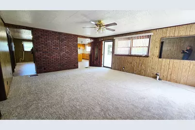 2769 Old 51 Road, Sandoval, IL 62882 - Photo 20