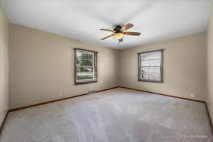 316 S Elmwood Dr, Aurora, IL 60506 - Photo 26