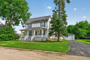 121 W 6th St, Byron, IL 61010 - Photo 1