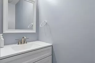 1483 N Pembroke Dr, South Elgin, IL 60177 - Photo 20