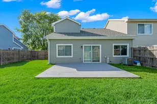 1483 N Pembroke Dr, South Elgin, IL 60177 - Photo 26
