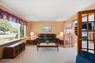 1161 Scarlet Oak Cir, Aurora, IL 60506 - Photo 16