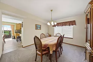 1161 Scarlet Oak Cir, Aurora, IL 60506 - Photo 6