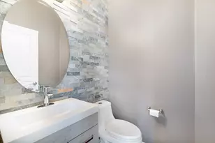 1254 Evergreen Ave, Des Plaines, IL 60016 - Photo 6