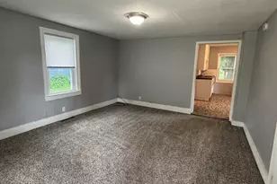 708 SW 6th St, Aledo, IL 61231 - Photo 2