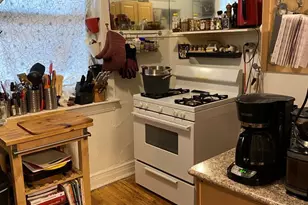 640 W Roscoe St, Chicago, IL 60613 - Photo 10