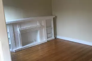 640 W Roscoe St, Chicago, IL 60613 - Photo 2