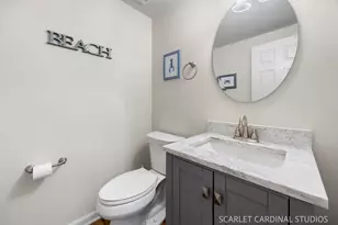 152 Tanglewood Dr, Glen Ellyn, IL 60137 - Photo 8