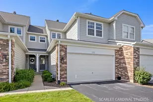 152 Tanglewood Dr, Glen Ellyn, IL 60137 - Photo 1
