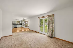 221 Foxmoor Rd, Fox River Grove, IL 60021 - Photo 14