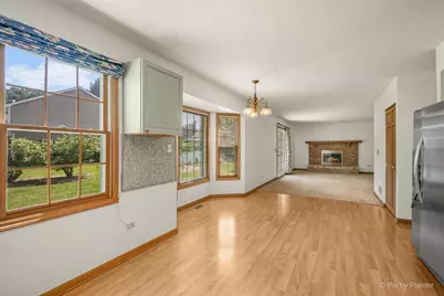 221 Foxmoor Road, Fox River Grove, IL 60021 - Photo 10