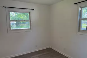 22310 Cornell Ave, Sauk Village, IL 60411 - Photo 10