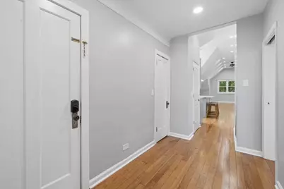 4928 W Eddy Street #2, Chicago, IL 60641 - Photo 4