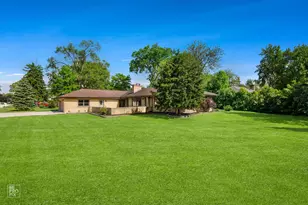 16W721 Red Oak St, Bensenville, IL 60106 - Photo 30