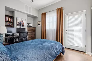 645 W Surf St, Chicago, IL 60657 - Photo 14
