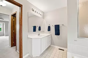 10 Timber Mill Ct, Bolingbrook, IL 60490 - Photo 24