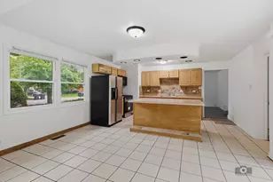 16112 University Ave, South Holland, IL 60473 - Photo 10