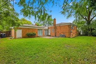16112 University Ave, South Holland, IL 60473 - Photo 22